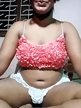 honeyi babe online show from May 2026 06:00:01 PM