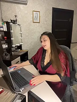 AgathaMyers online show from March 2026 04:05:01 PM