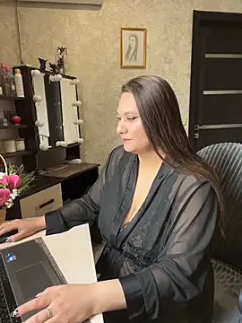AgathaMyers online show from April 2026 07:05:02 AM