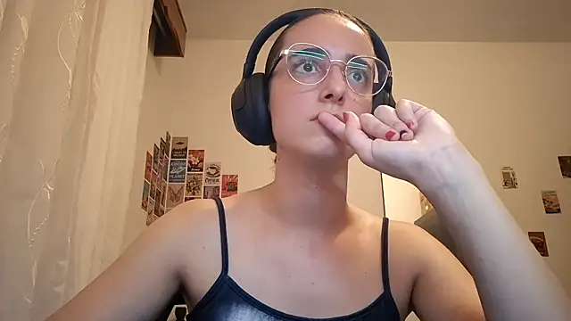 SanjuanaEytchison online show from March 2026 11:05:01 PM