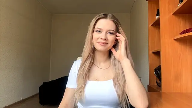 DeettaTolly online show from April 2026 04:08:02 AM