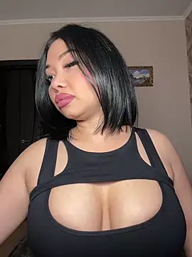 LaaadyDaaamn online show from April 2026 01:13:02 PM
