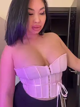 LaaadyDaaamn online show from May 2026 01:25:02 PM