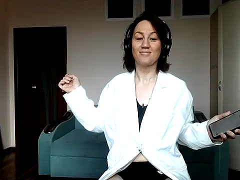 Snapshot of PrivateVelvetXX chatting on March 2026 04:12:01 AM PrivateVelvetXX online show from March 2026 04:12:01 AM