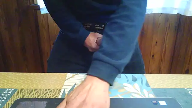 sexysicilyman online show from April 2026 12:12:01 PM
