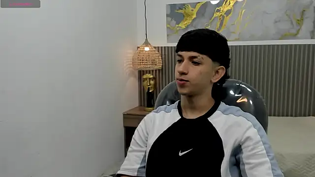 AdrianFranko online show from April 2026 01:45:02 PM
