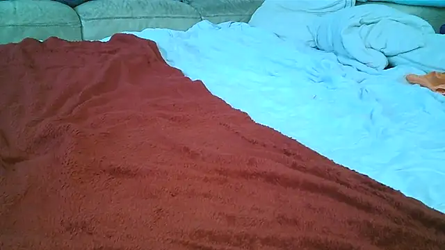 lachaudesoumise online show from June 2026 12:27:01 PM