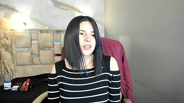 Cata black online show from May 2026 12:34:01 PM