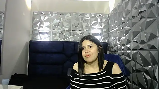 Cata black online show from May 2026 02:36:01 PM