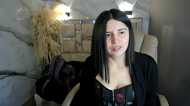 Cata black online show from May 2026 11:54:02 AM
