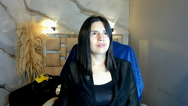 Cata black online show from May 2026 11:53:02 AM