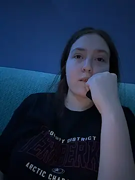 charmingggirl online show from April 2026 07:58:02 PM