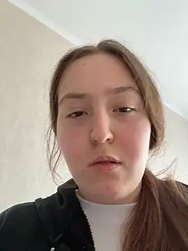 charmingggirl online show from April 2026 10:55:02 AM