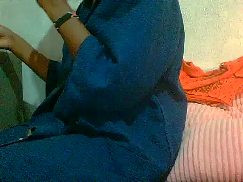 Snapshot of mutshekw chatting on May 2026 03:26:02 PM mutshekw online show from May 2026 03:26:02 PM