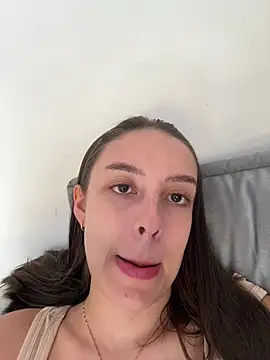 Lauren Storm online show from June 2026 06:25:01 PM