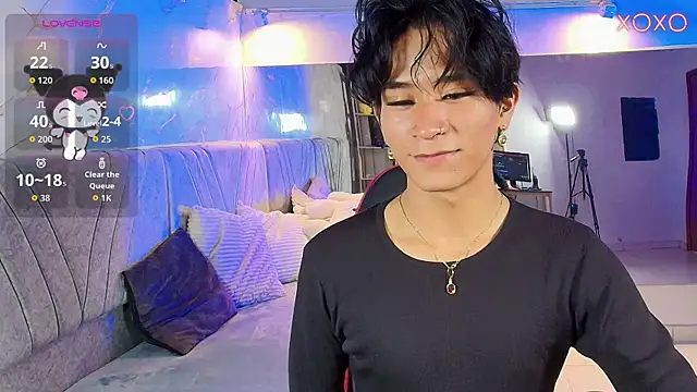 cococumps online show from April 2026 10:33:01 PM