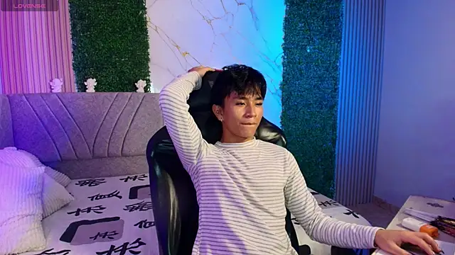 cococumps online show from June 2026 10:54:02 PM