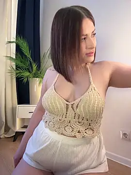 Alana Loveee online show from April 2026 11:58:01 AM