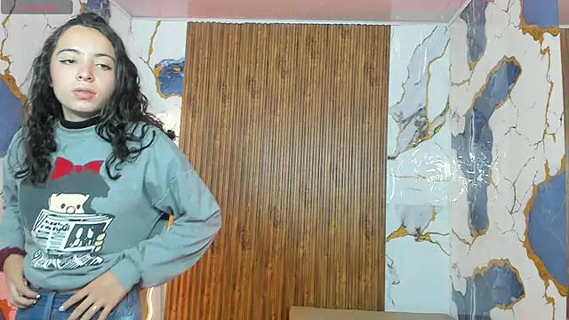 Snapshot of Alyce_tay1 chatting on April 2026 11:27:01 AM Alyce tay1 online show from April 2026 11:27:01 AM