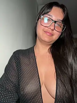 1 Scarllet  online show from April 2026 02:47:02 AM