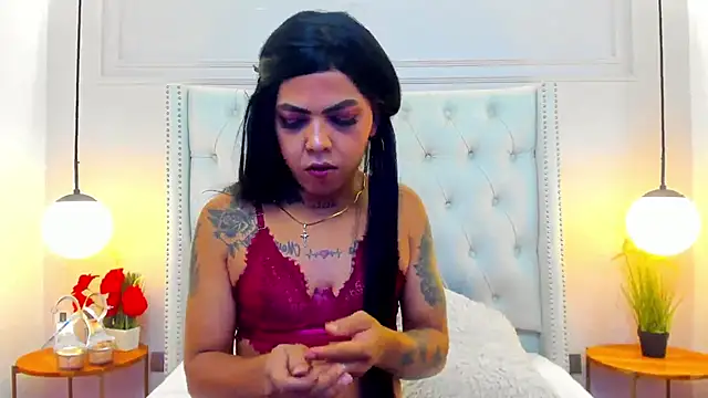 MiiaRestrepo online show from April 2026 12:08:02 PM