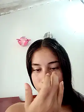 Bella Goddess  online show from April 2026 12:28:01 PM