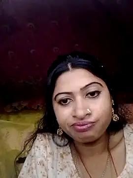 sexymoon2233 online show from March 2026 06:15:02 AM