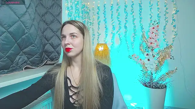 Alexandracandy online show from April 2026 12:45:02 PM