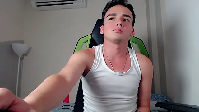 Mathias twinkk online show from April 2026 12:46:01 AM
