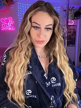 laurenlotus online show from June 2026 02:27:01 AM