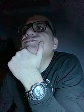 Snapshot of Guapo007sexy chatting on July 2026 10:10:02 PM Guapo007sexy online show from July 2026 10:10:02 PM