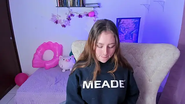 leyla miller  online show from March 2026 03:13:01 PM