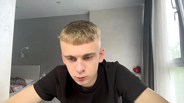 Snapshot of SoloFury chatting on July 2026 06:27:01 AM SoloFury online show from July 2026 06:27:01 AM