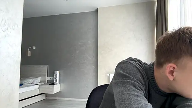 Snapshot of SoloFury chatting on April 2026 08:54:01 AM SoloFury online show from April 2026 08:54:01 AM