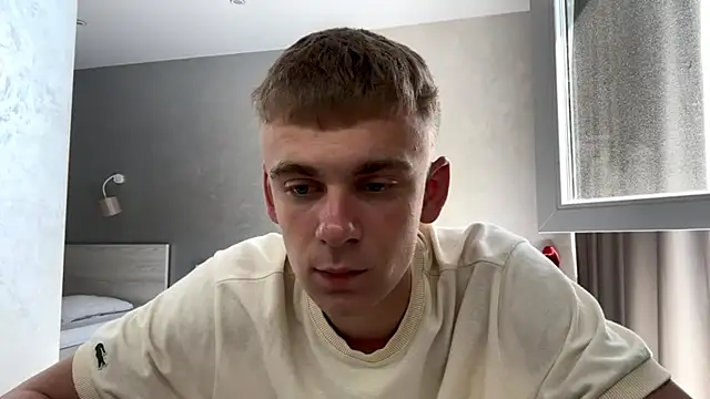 Snapshot of SoloFury chatting on June 2026 07:48:01 AM SoloFury online show from June 2026 07:48:01 AM
