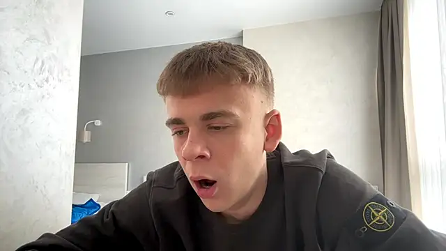 Snapshot of SoloFury chatting on March 2026 08:34:02 AM SoloFury online show from March 2026 08:34:02 AM