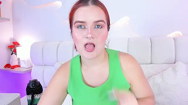 melanieklaus2 online show from April 2026 03:44:02 AM