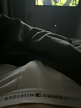 zoladj online show from March 2026 03:04:01 AM