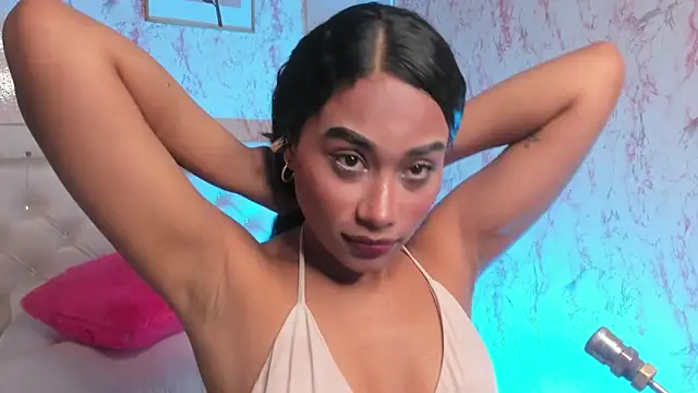 Horny Brunette  online show from May 2026 03:52:01 PM