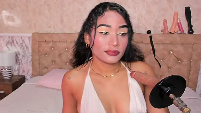 Horny Brunette  online show from June 2026 06:27:01 PM