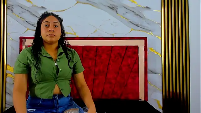 Tiana hots online show from April 2026 12:48:01 AM