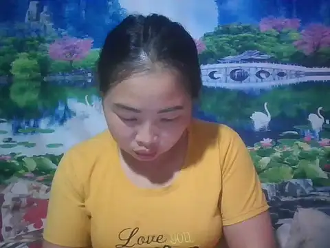 Huemy098 online show from April 2026 05:03:01 AM