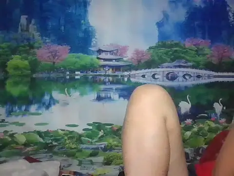 Huemy098 online show from April 2026 11:07:02 PM
