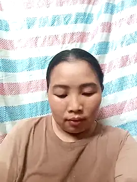 Huemy098 online show from April 2026 05:12:01 AM