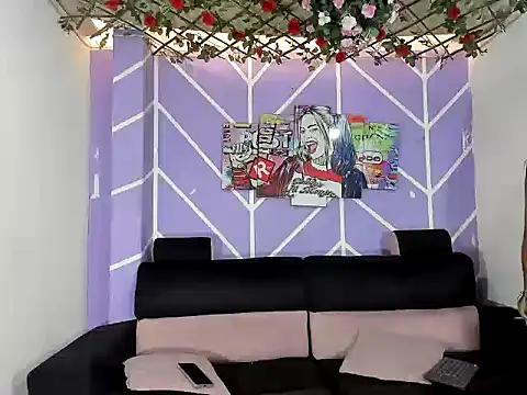 Nahomi hot 77 online show from June 2026 01:22:01 PM
