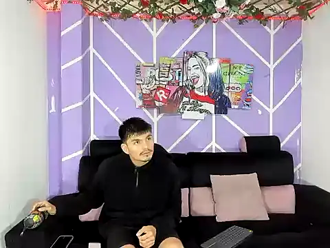 Nahomi hot 77 online show from May 2026 12:13:02 PM