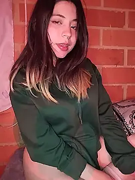 Petite CherryX online show from July 2026 03:23:01 AM