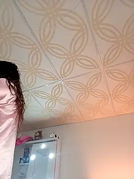 Snapshot of Piafisher_2 chatting on April 2026 01:11:02 AM Piafisher 2 online show from April 2026 01:11:02 AM