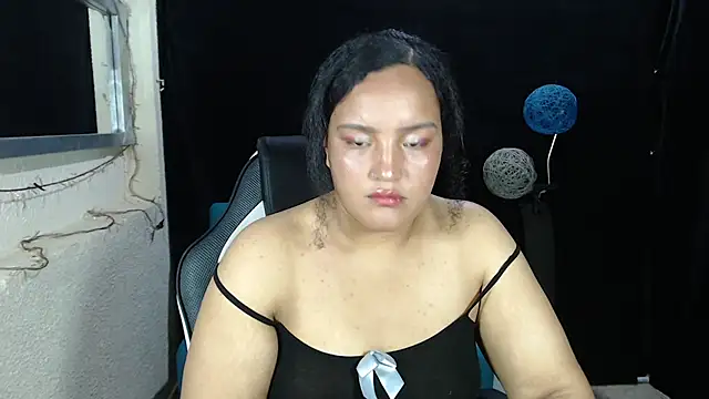 Snapshot of SofiaRoyal2308 chatting on April 2026 04:05:02 AM SofiaRoyal2308 online show from April 2026 04:05:02 AM