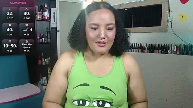 Snapshot of SofiaRoyal2308 chatting on March 2026 04:02:02 AM SofiaRoyal2308 online show from March 2026 04:02:02 AM